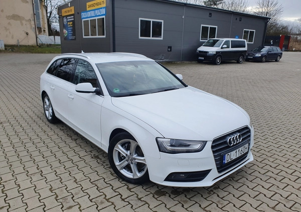 Audi A4 cena 45900 przebieg: 269000, rok produkcji 2013 z Legnica małe 92